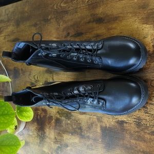 Universal Thread MARTA Black Lace-Up Military Style Combat Boot Sizes 11